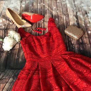 👗 🌹 Red Aline lace sequin holiday dress small ❤️